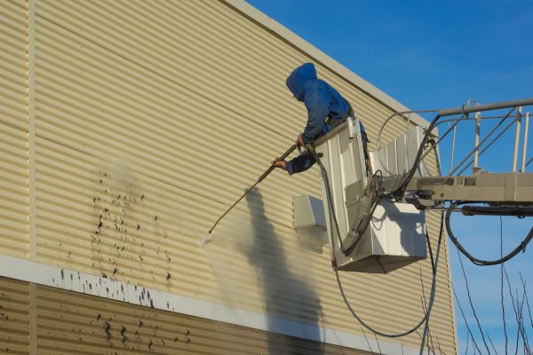 Commercial Exterior Cleaning in Federal Way