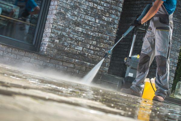 Storefront Pressure Washing in Federal Way